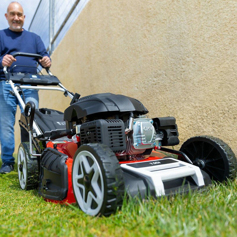 Tondeuse à gazon à essence GREENCUT GLM880XE - 224cc 7.5cv - Démarrage électrique 4 temps automoteur - Double lame acier 530mm 21 - Hauteur de coupe réglable - Panier d'une capacité de 65L – Image 3