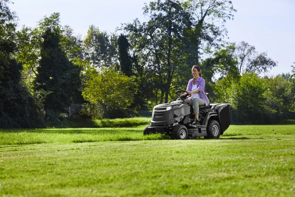 ALPINA tracteur à gazon AT4 84 HA, 84 cm de largeur de coupe, hydrostat – Image 2