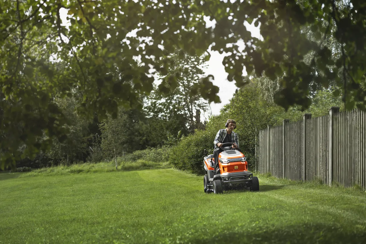 Husqvarna TC 220T – Image 2