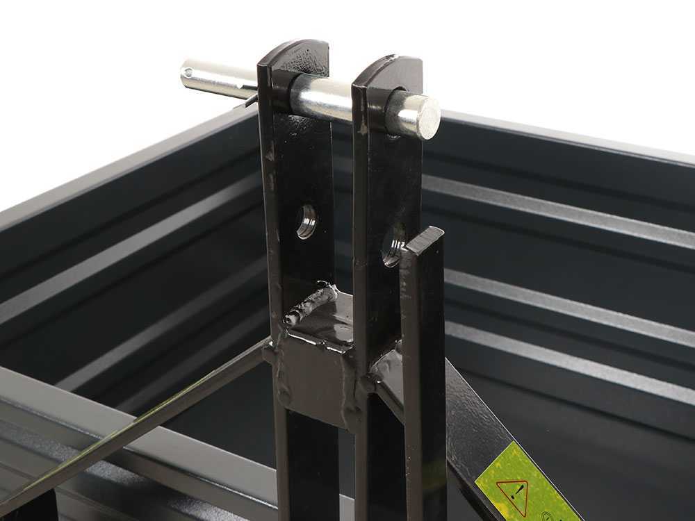 Benne pour tracteur Blackstone B-TB 140 - Basculable - 3 ridelles ouvrables – Image 5