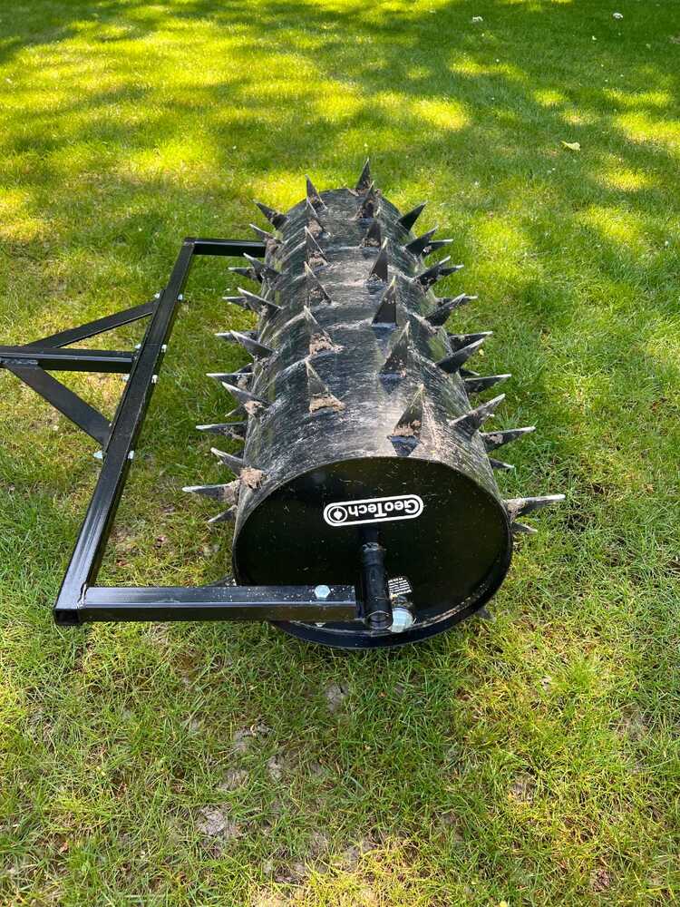 Rouleau compresseur denté 92 cm - aérateur tracté en acier pour tondeuse autoportée – Image 3
