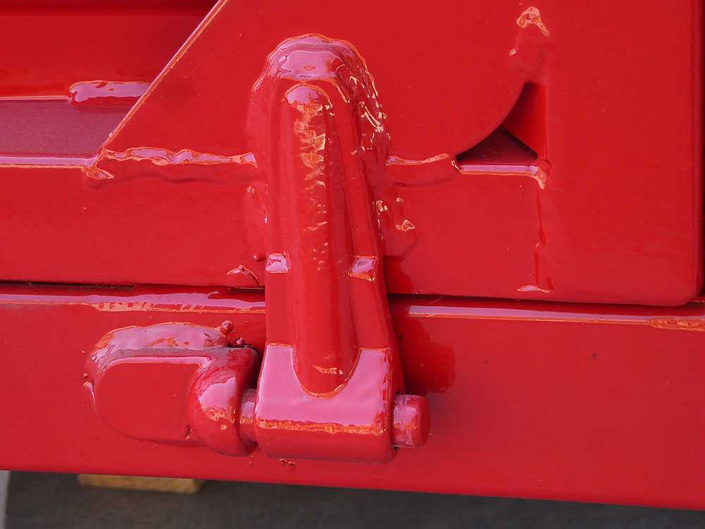 Benne 3 points pour tracteur GeoTech TRP 160 - Basculante - 3 ridelles ouvrables – Image 4