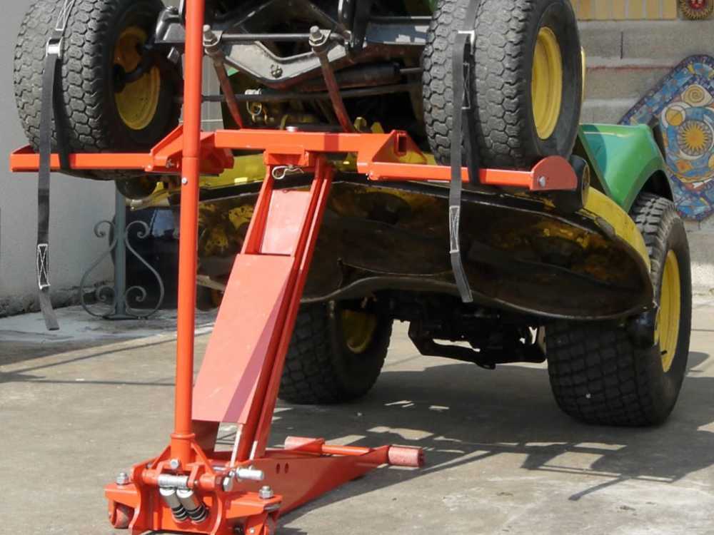 Lève tondeuse professionnel pour autoportée, élévateur pour maintenance 800 Kg – Image 6